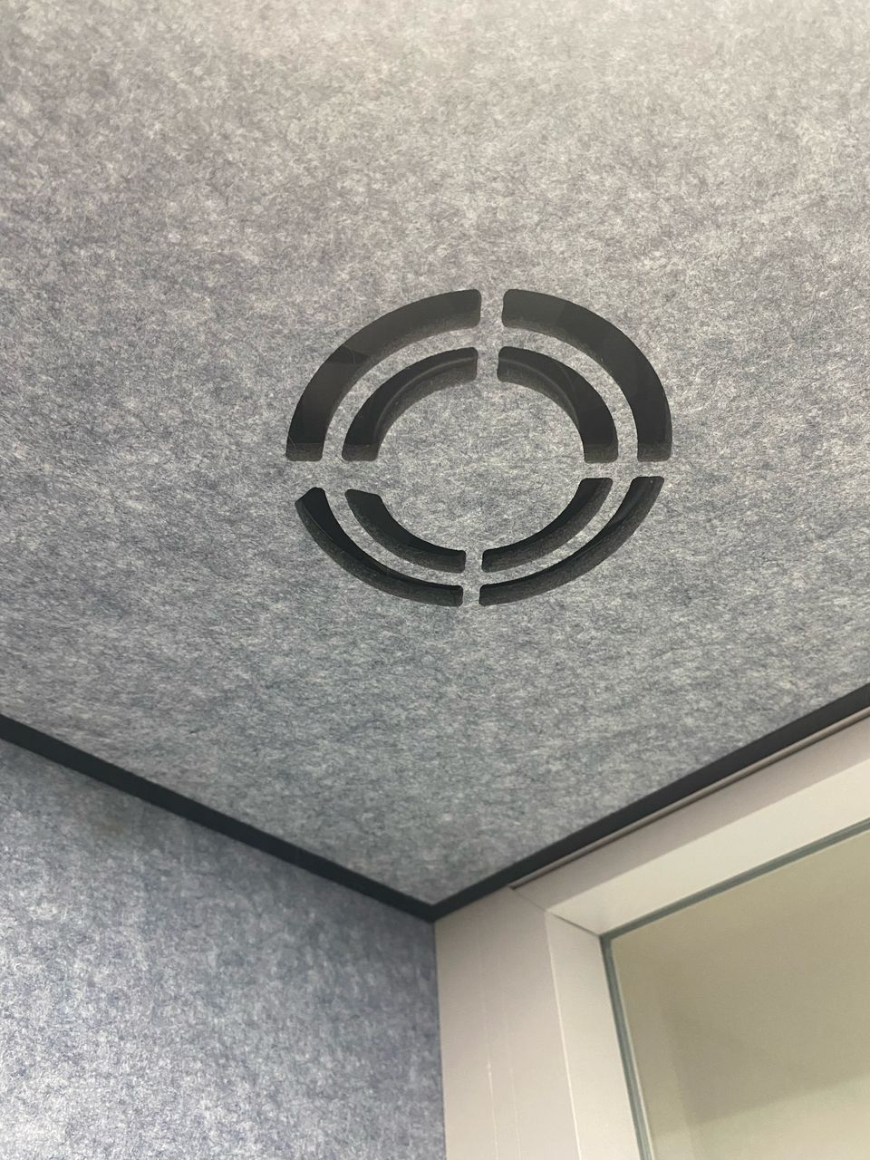 ventilation system inside a soundproof office pod
